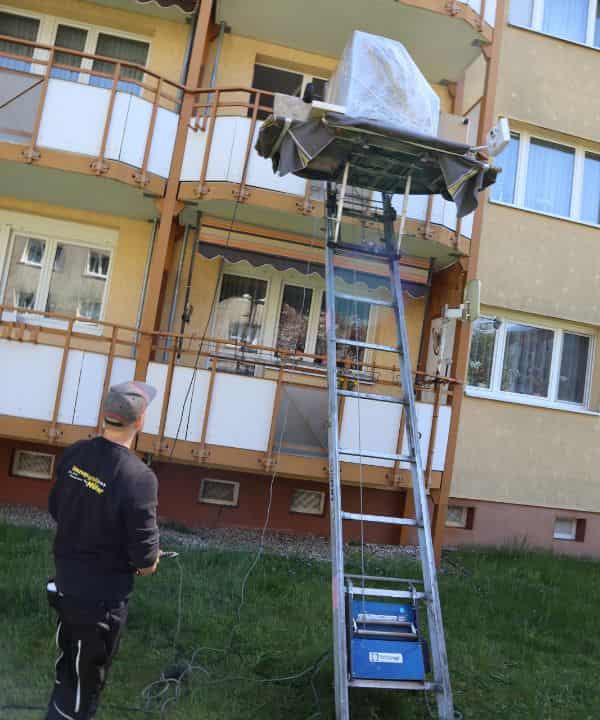 Seniorenumzug mit Möbellift in Heilbronn